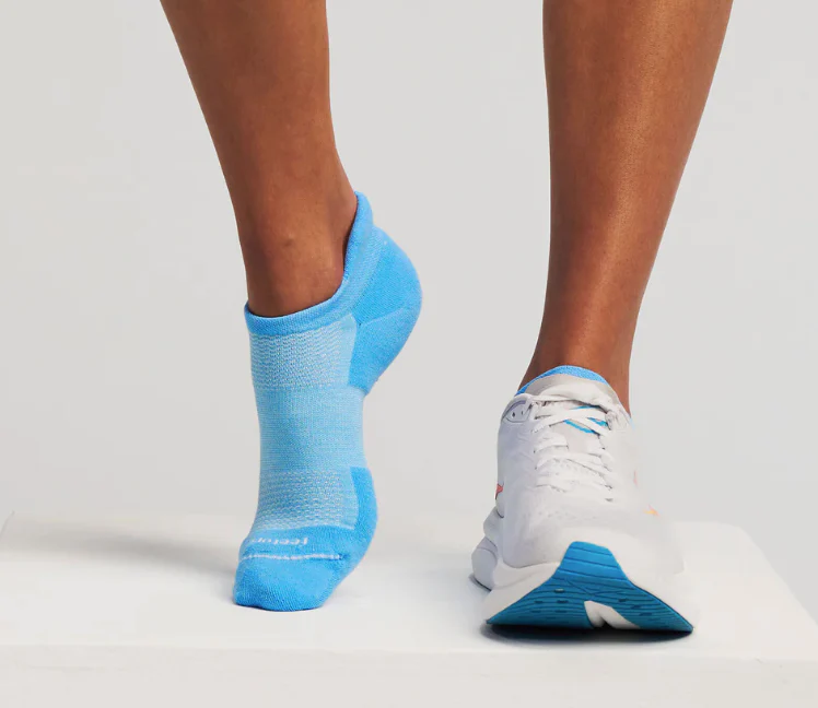 Feetures HP Ultra LT NST Women's Socks - Image 4