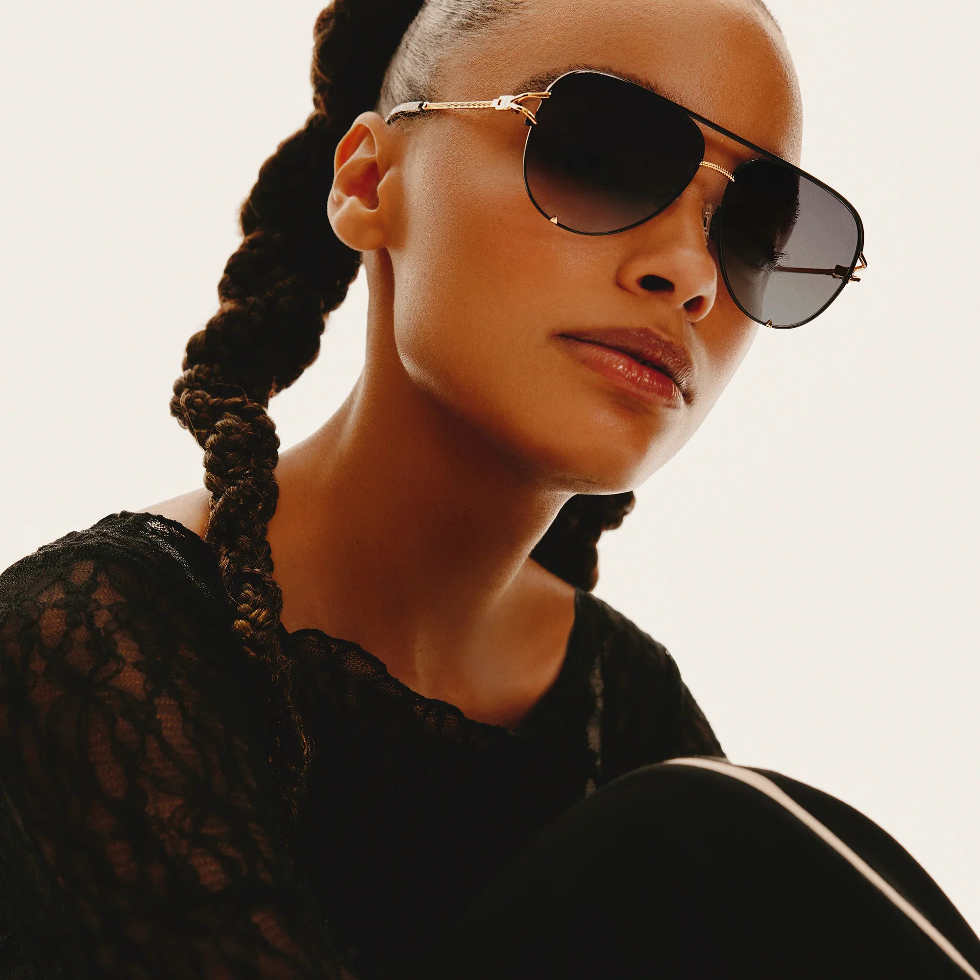 Quay High Key Twist Sunglasses - Image 3